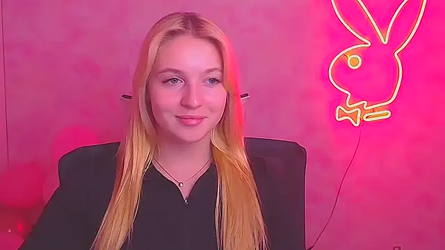 Snapshot of Milka_kiss_ chatting on 20, 2, 2025 Milka kiss online show from 20, 2, 2025