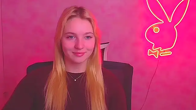 Snapshot of Milka_kiss_ chatting on 28, 2, 2025 Milka kiss online show from 28, 2, 2025