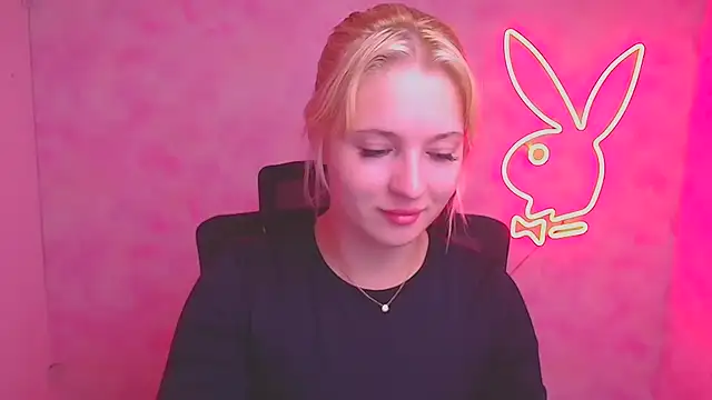 Snapshot of Milka_kiss_ chatting on 20, 9, 2025 Milka kiss online show from 20, 9, 2025