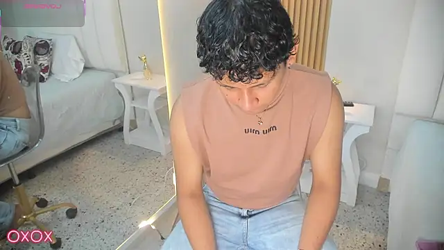 Snapshot of axel_ps chatting on 17, 10, 2025 axel ps online show from 17, 10, 2025