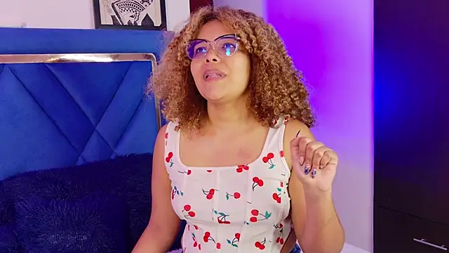 NiaColusi online show from 13, 2, 2026