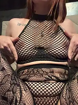 Snapshot of joie_20 chatting on 1, 4, 2026 joie 20 online show from 1, 4, 2026