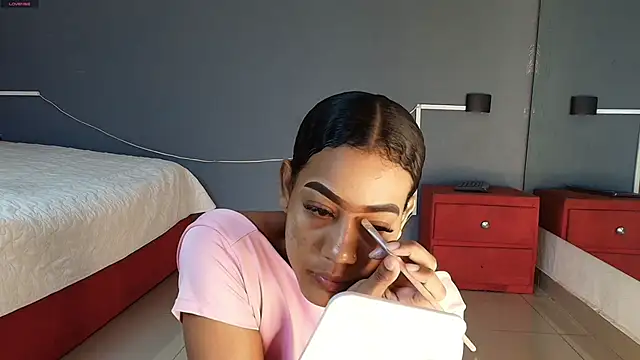 Snapshot of flavia_cruz chatting on 3, 12, 2025 flavia cruz online show from 3, 12, 2025