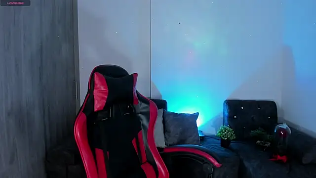 zoee jackson online show from 29, 3, 2026