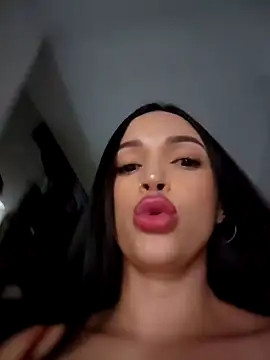 Naty Santos online show from 22, 1, 2025