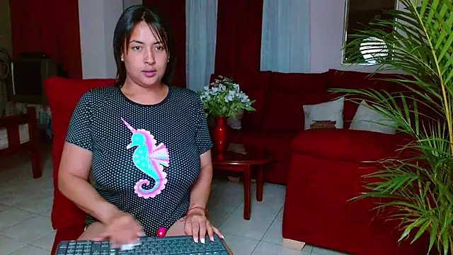 MirandaDream2 online show from 8, 2, 2025