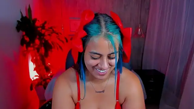 Xisu  online show from 14, 12, 2024