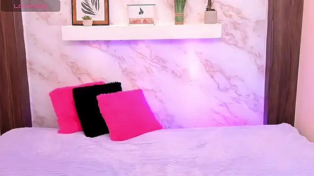 AmyBarton02 online show from 4, 4, 2026