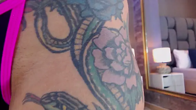 Snapshot of SophieWolkman chatting on 20, 3, 2025 SophieWolkman online show from 20, 3, 2025