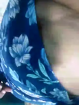 Snapshot of Bustyslave48 chatting on 8, 12, 2024 Bustyslave48 online show from 8, 12, 2024