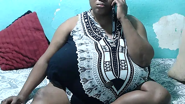 Snapshot of Bustyslave48 chatting on 29, 1, 2025 Bustyslave48 online show from 29, 1, 2025