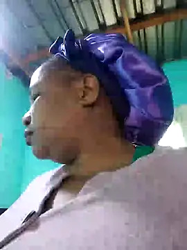 Snapshot of Bustyslave48 chatting on 10, 9, 2025 Bustyslave48 online show from 10, 9, 2025