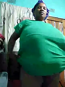 Snapshot of Bustyslave48 chatting on 10, 9, 2025 Bustyslave48 online show from 10, 9, 2025