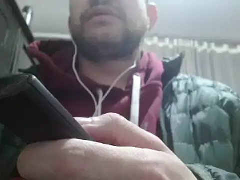 Snapshot of camiloking1720 chatting on 15, 12, 2024 camiloking1720 online show from 15, 12, 2024