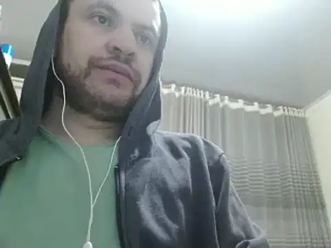 Snapshot of camiloking1720 chatting on 20, 12, 2024 camiloking1720 online show from 20, 12, 2024