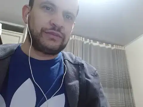 Snapshot of camiloking1720 chatting on 20, 12, 2024 camiloking1720 online show from 20, 12, 2024