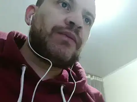 Snapshot of camiloking1720 chatting on 18, 1, 2025 camiloking1720 online show from 18, 1, 2025