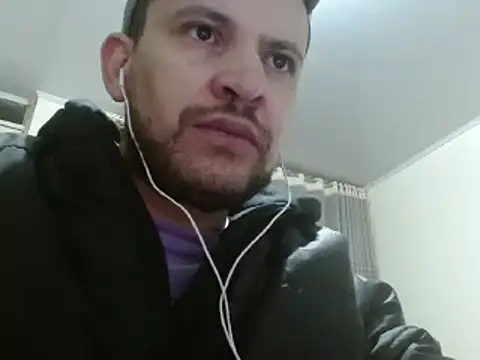 Snapshot of camiloking1720 chatting on 31, 1, 2025 camiloking1720 online show from 31, 1, 2025