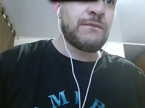 Snapshot of camiloking1720 chatting on 19, 2, 2025 camiloking1720 online show from 19, 2, 2025