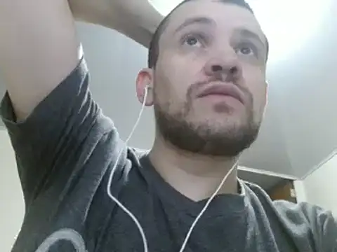 Snapshot of camiloking1720 chatting on 26, 2, 2025 camiloking1720 online show from 26, 2, 2025