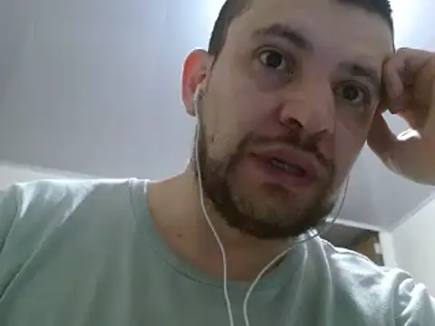 Snapshot of camiloking1720 chatting on 26, 2, 2025 camiloking1720 online show from 26, 2, 2025
