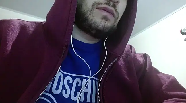 Snapshot of camiloking1720 chatting on 10, 3, 2025 camiloking1720 online show from 10, 3, 2025