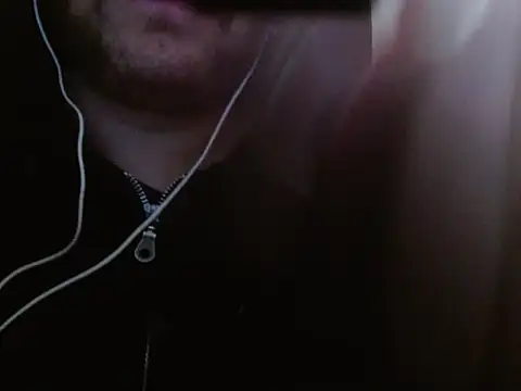 Snapshot of camiloking1720 chatting on 10, 10, 2025 camiloking1720 online show from 10, 10, 2025