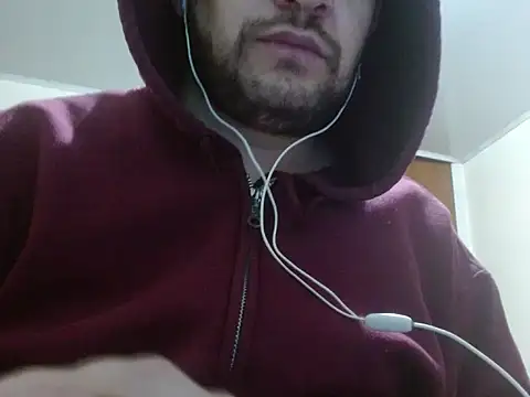 Snapshot of camiloking1720 chatting on 16, 10, 2025 camiloking1720 online show from 16, 10, 2025