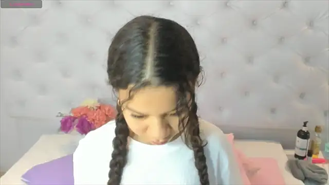 Snapshot of brithany_rousee chatting on 2, 12, 2024 brithany rousee online show from 2, 12, 2024