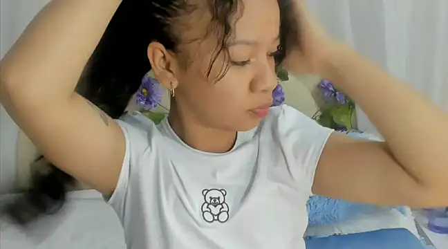 Snapshot of brithany_rousee chatting on 10, 1, 2025 brithany rousee online show from 10, 1, 2025