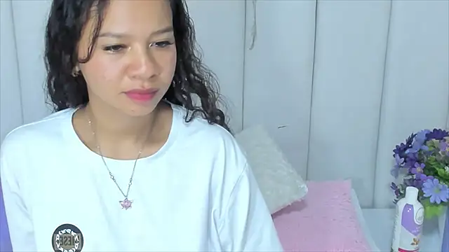 Snapshot of brithany_rousee chatting on 27, 2, 2025 brithany rousee online show from 27, 2, 2025