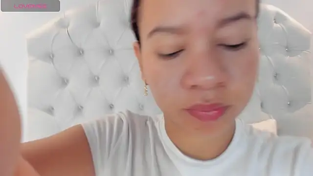 brithany rousee online show from 30, 10, 2025