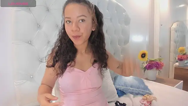 brithany rousee online show from 13, 11, 2025