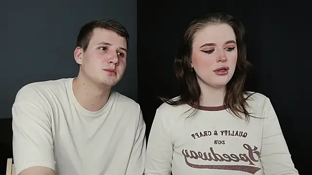 Snapshot of Pinku_kitsune chatting on 12, 3, 2025 Pinku kitsune online show from 12, 3, 2025