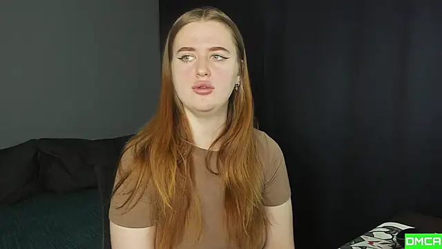 Pinku kitsune online show from 17, 11, 2025