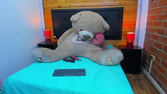 Snapshot of Dulcex69 chatting on 3, 3, 2025 Dulcex69 online show from 3, 3, 2025