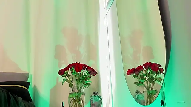 Snapshot of BambiiQueen chatting on 16, 2, 2025 BambiiQueen online show from 16, 2, 2025