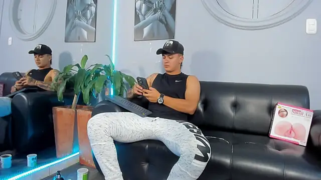 Cristopher strong online show from 4, 2, 2025