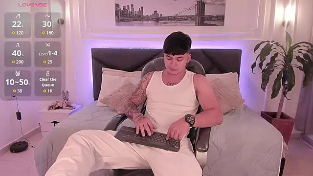 Cristopher strong online show from 16, 11, 2025