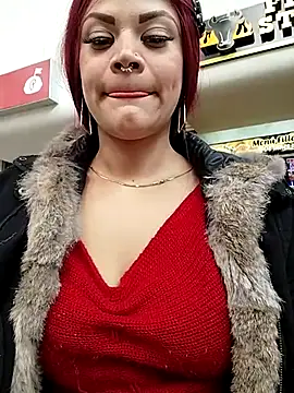 IamAlana  online show from 5, 3, 2025