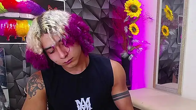 Demitryo online show from 4, 2, 2025