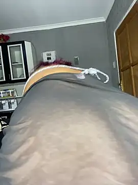 DarkBerry87 online show from 18, 2, 2025