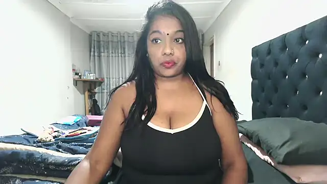 Snapshot of Indianmayaxoxo chatting on 9, 5, 2026 Indianmayaxoxo online show from 9, 5, 2026
