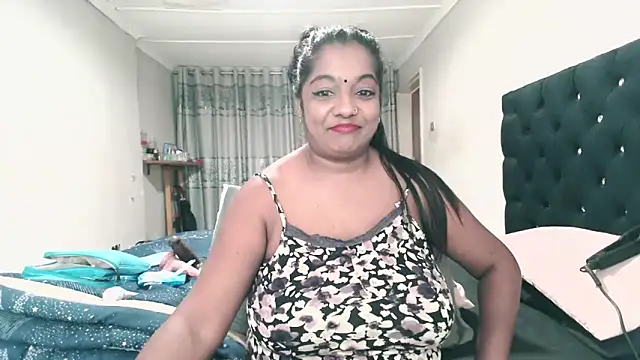 Snapshot of Indianmayaxoxo chatting on 12, 5, 2026 Indianmayaxoxo online show from 12, 5, 2026