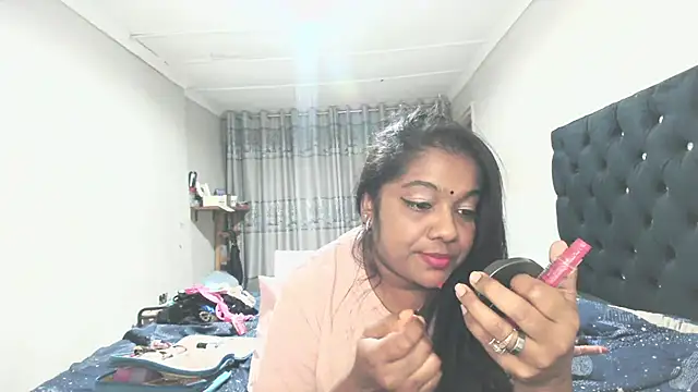 Snapshot of Indianmayaxoxo chatting on 8, 6, 2026 Indianmayaxoxo online show from 8, 6, 2026