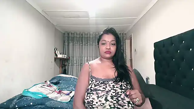 Snapshot of Indianmayaxoxo chatting on 17, 6, 2026 Indianmayaxoxo online show from 17, 6, 2026
