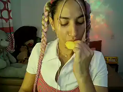 Snapshot of mandy_berrys chatting on 27, 2, 2025 mandy berrys online show from 27, 2, 2025