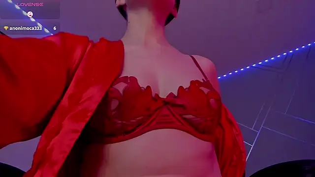 Ich Bin Julia online show from 1, 2, 2025