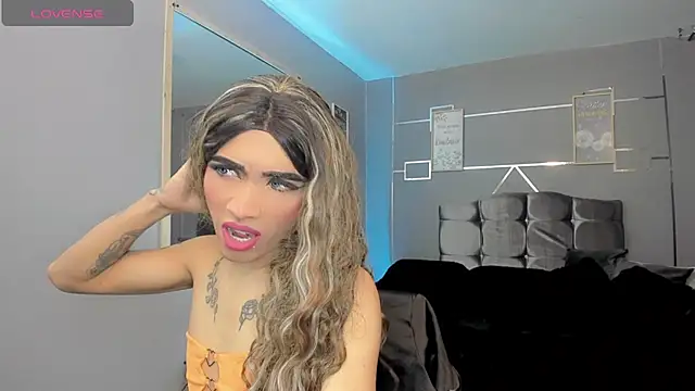 Micaela Rangel online show from 24, 1, 2025