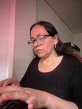 Freya Artemisa online show from 18, 2, 2026